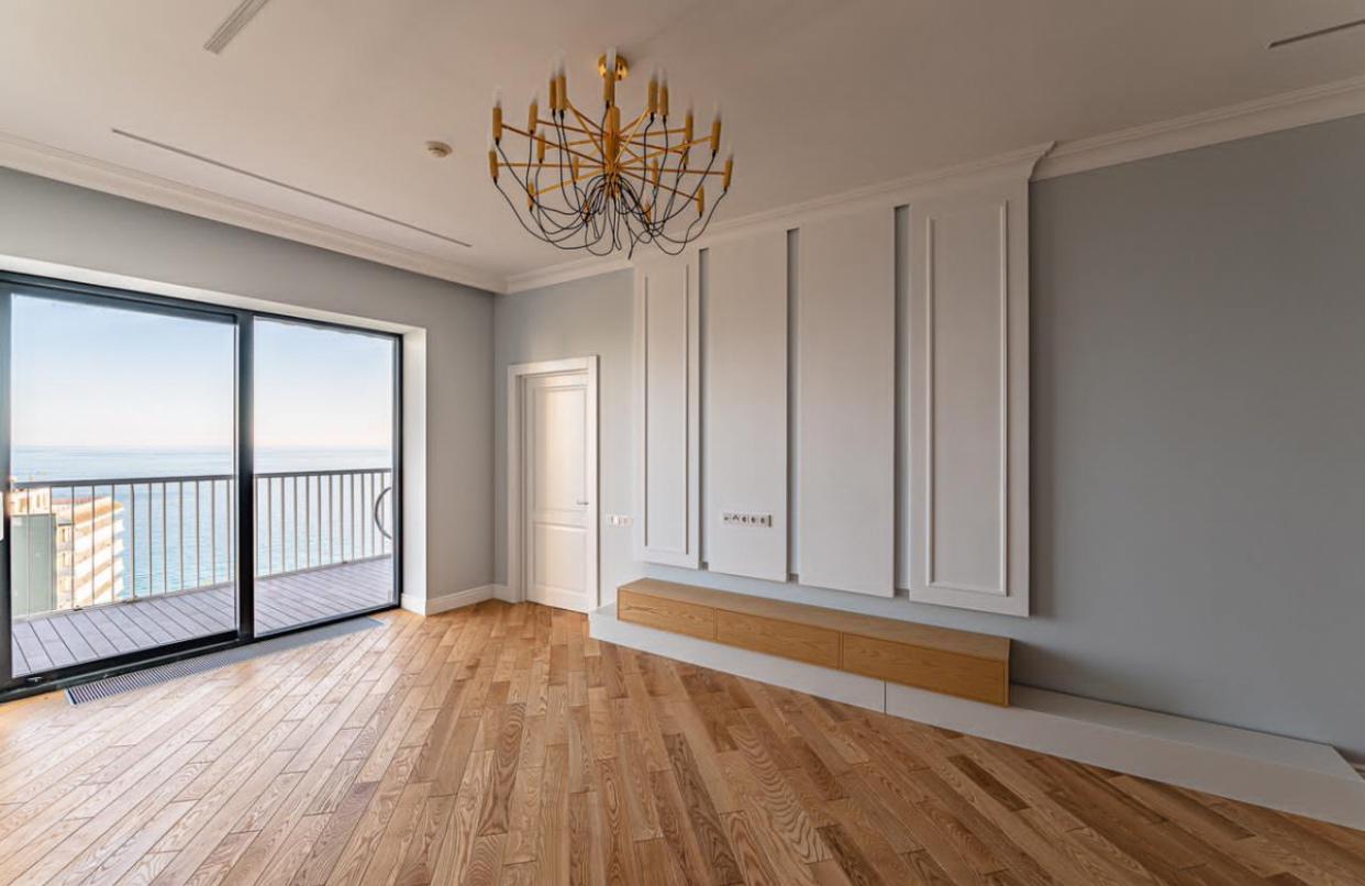 Апартамент 166 м²