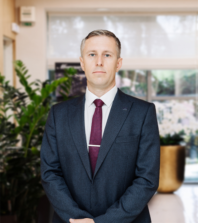 Михаил Ульянов