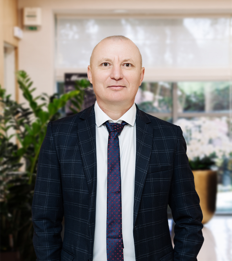 Олег Иванов