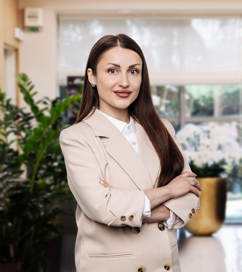 Алёна Леонтьевс