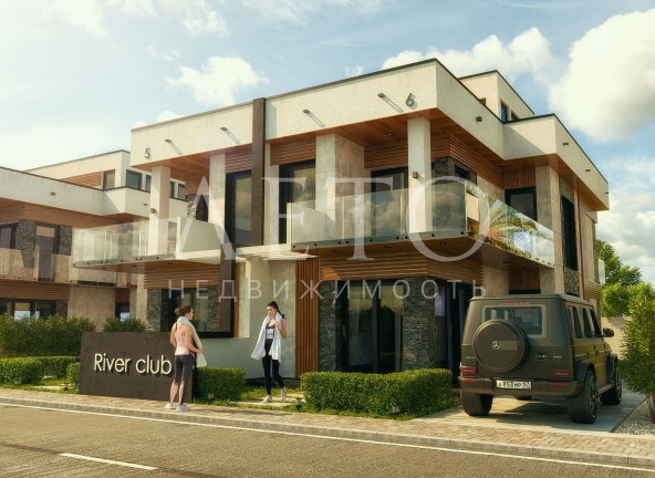 RIVER CLUB