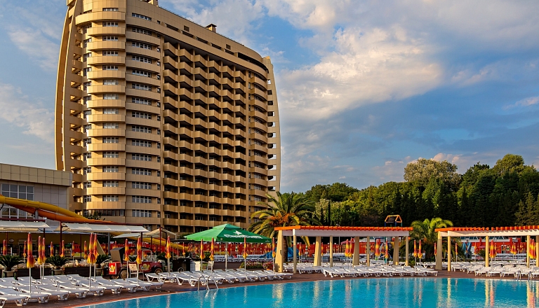 Golden Residenсe