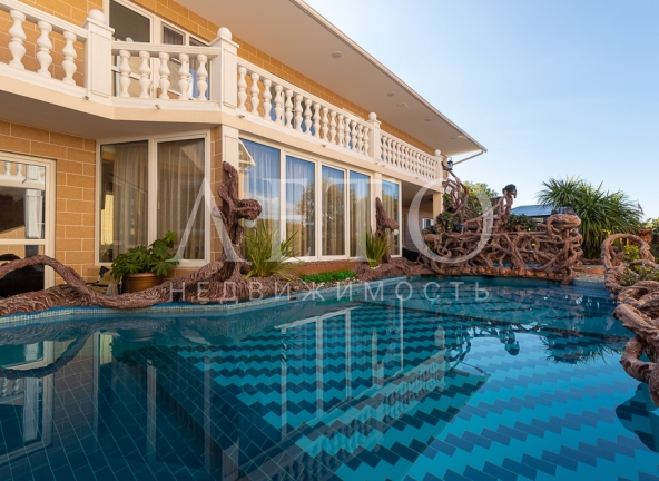 Бутик-отель на 12 номеров