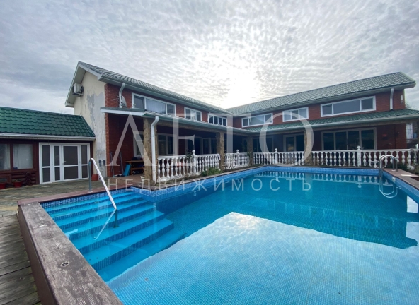 Гостиничный комплекс 1200 м²